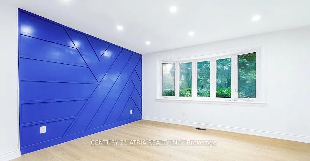 3 bed, $2,375 — Photo 3
