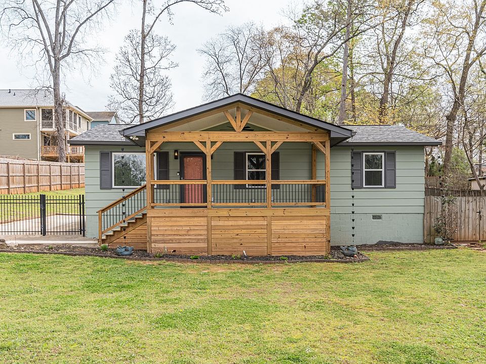 1st image of 1660 White Oak Way