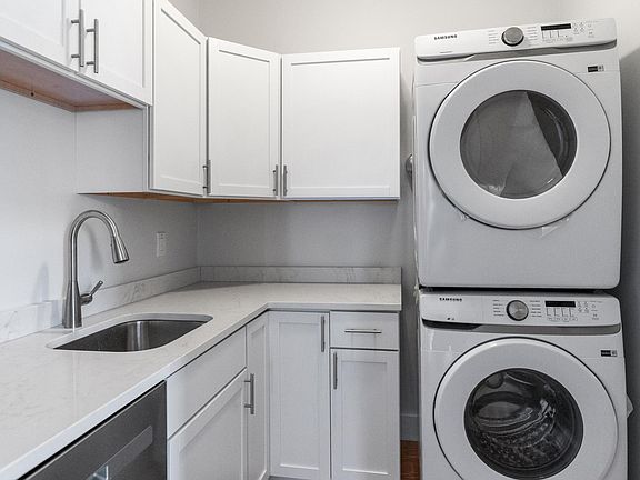4th image of 24 Africa St APT 2