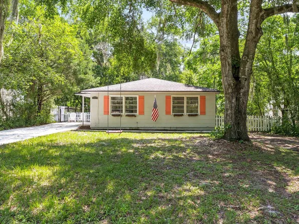 1617 Cleveland Ave, Palatka, FL 32177