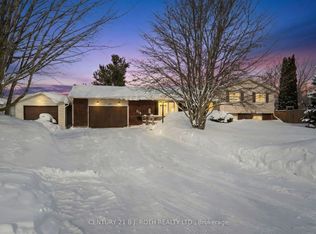 218 Parkside Cres, Innisfil, ON L9S 1G3