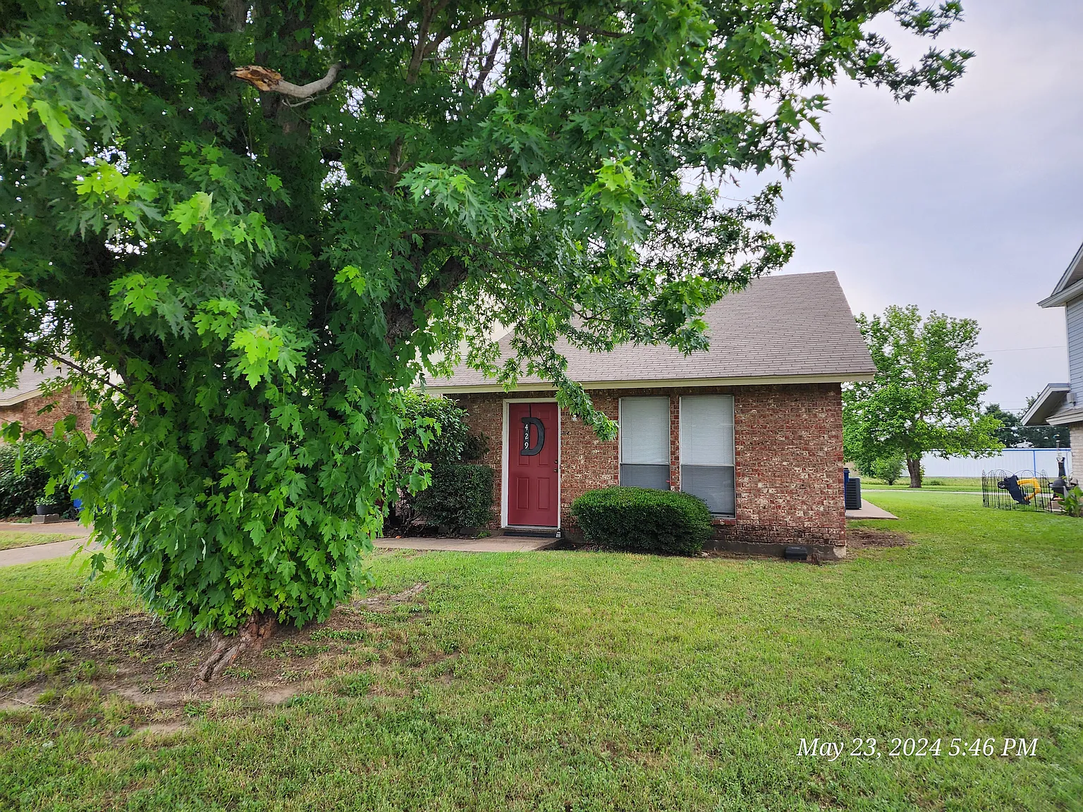 2 bed, 1014 sqft, $1,195 — Photo 1