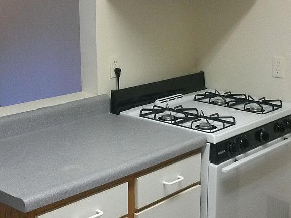 5th image of 8133 Campbell St APT 2