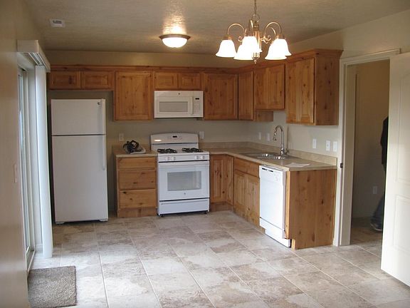 2nd image of 2769 N Sunny Brook Row