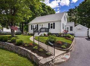 92 Hawthorn St, Westwood, MA 02090