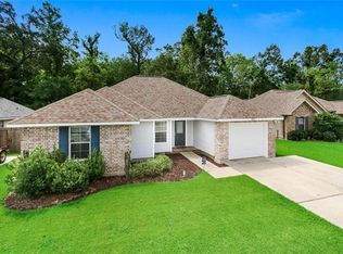 323 Allie Ln, Luling, LA 70070