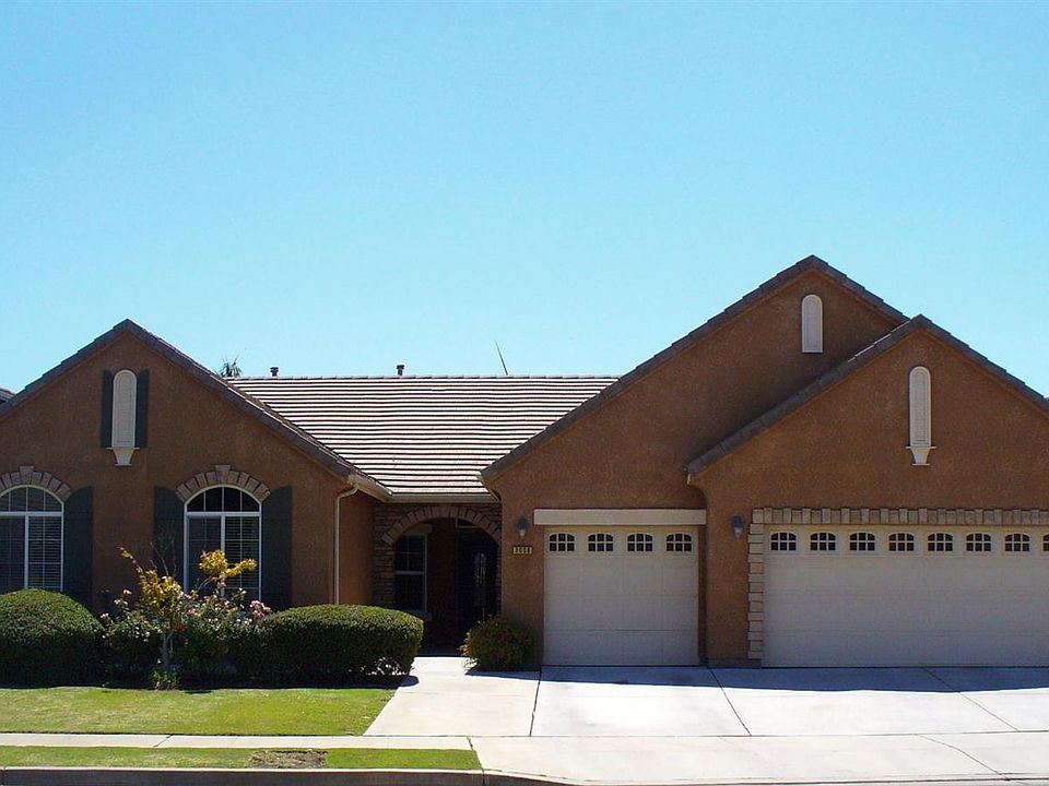 2nd image of 3068 Ashcroft Ave