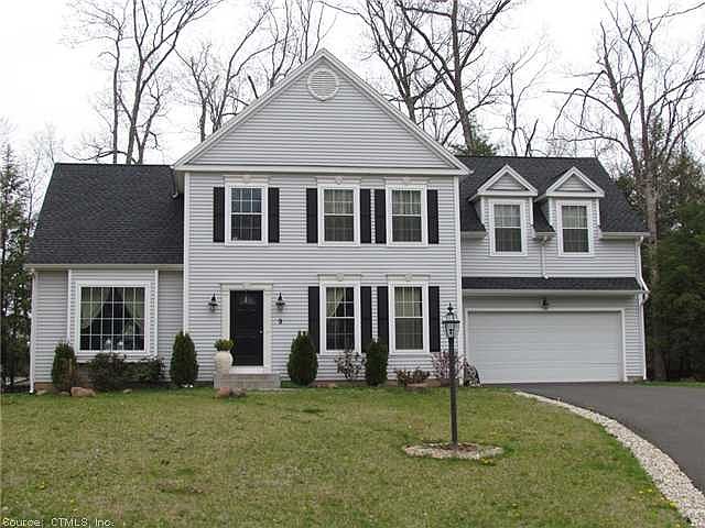 1st image of 9 Waverly Way