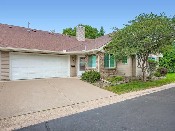 525 Lovell Ave, Roseville, MN 55113