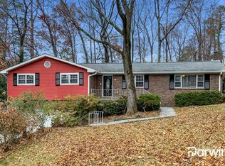 687 Kelly Dr, Marietta, GA 30066