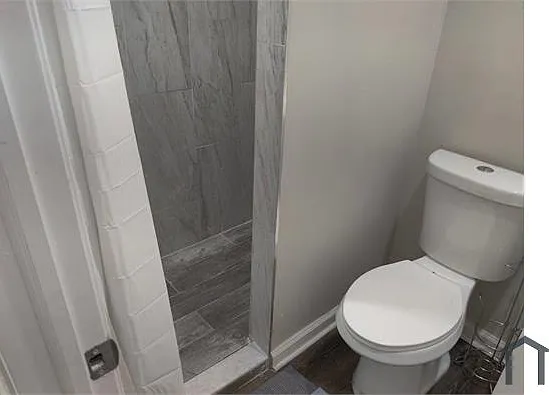 5535 Crowson St #B1 — Photo 6