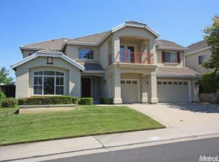 4031 Luxor Ln, Roseville, CA 95746