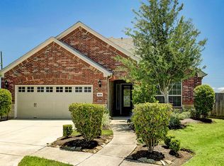 6606 Tarver Ct, Sugar Land, TX 77479
