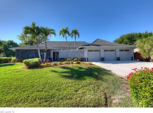6758 Overlook Dr, Fort Myers, FL 33919