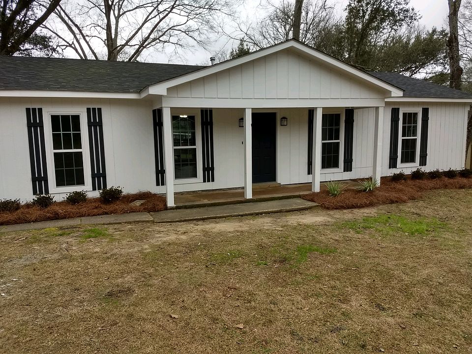 1st image of 10113 Winston Dr N #36