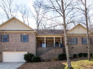 2331 Little Cove Rd, Hampton Cove, AL 35763