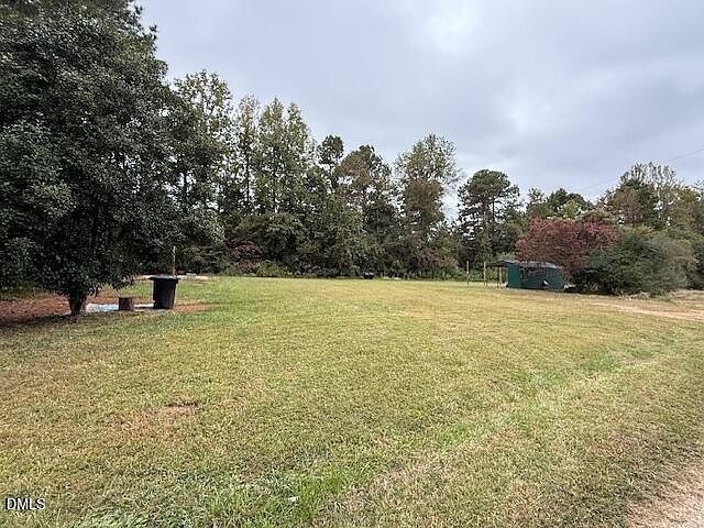 2nd image of 226 Metcalf Dr #1/2