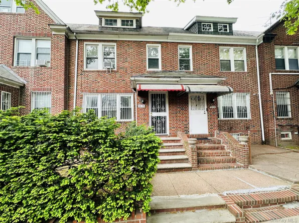 33-33 72nd Street, Jackson Heights, NY 11372