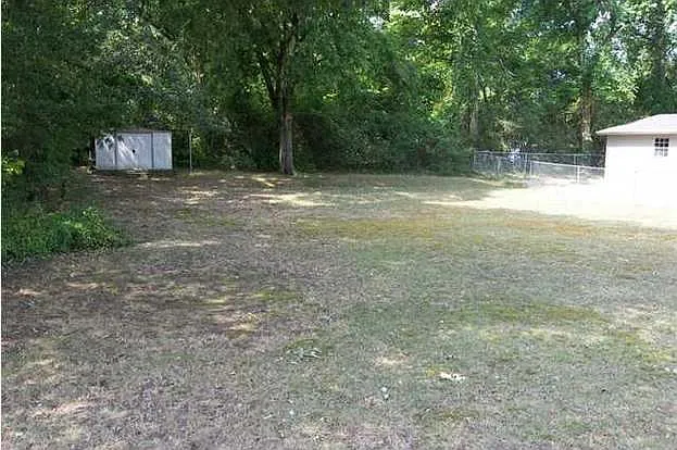 304 Osborne Dr — Photo 3