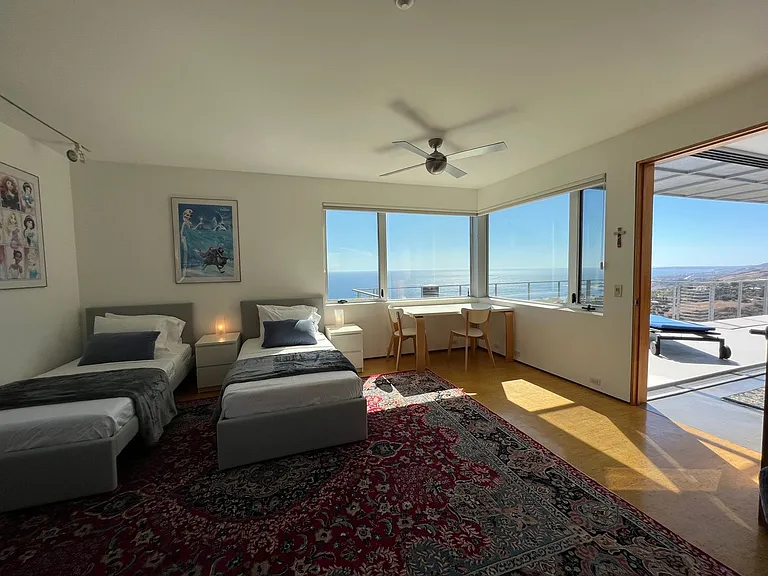 3095 Rambla Pacifico — Photo 4