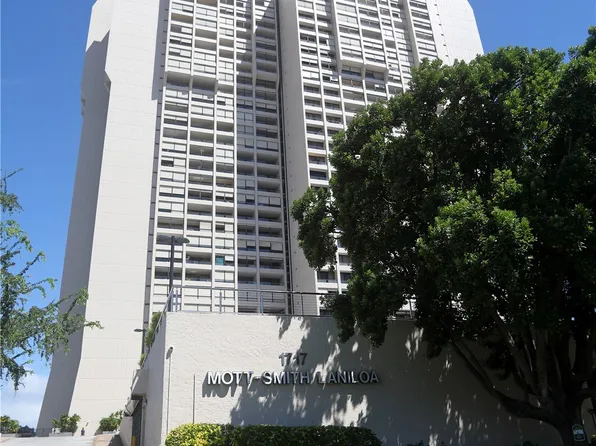 1717 Mott Smith Dr APT 914, Honolulu, HI 96822
