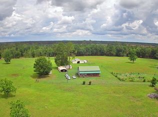 470 Ed Harrell Rd, Hortense, GA 31543