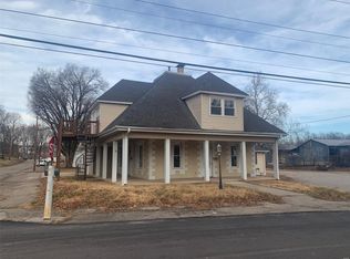 201 W Jefferson St, Potosi, MO 63664