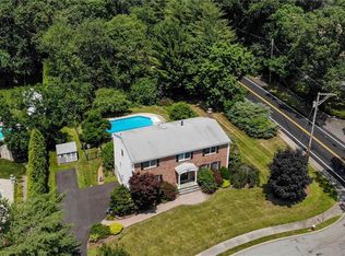 2 Hamden Heights Ct, New City, NY 10956