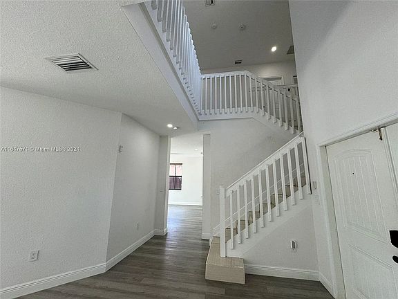 4th image of 9800 NW 10th Ter Unit 9800