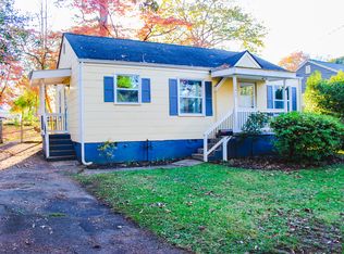 1427 Kenyon St, Knoxville, TN 37917