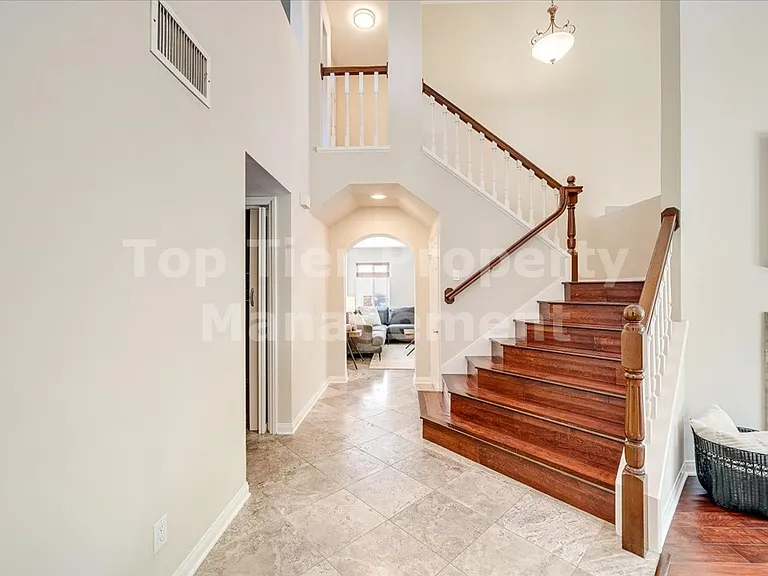 1568 Mallorca Dr — Photo 9