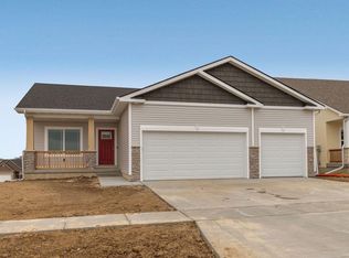 1624 11th St SE, Altoona, IA 50009