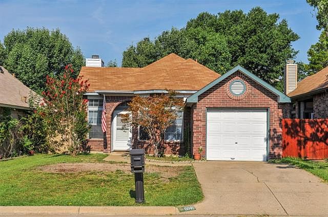1st image of 6849 Driffield Cir W