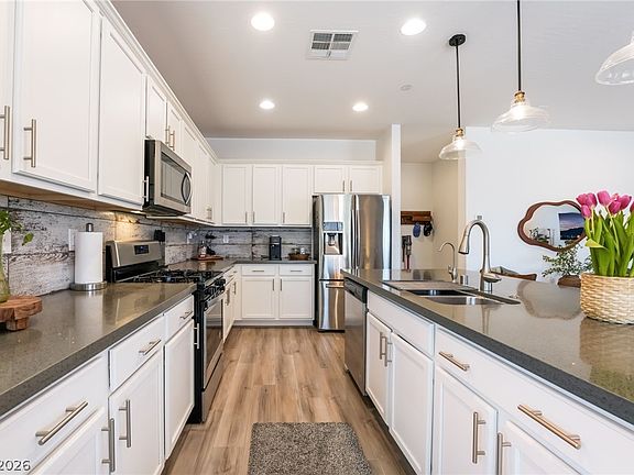 2nd image of 1000 Cetona Ct