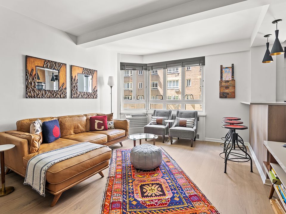 1st image of 333 W 57th St APT 4H