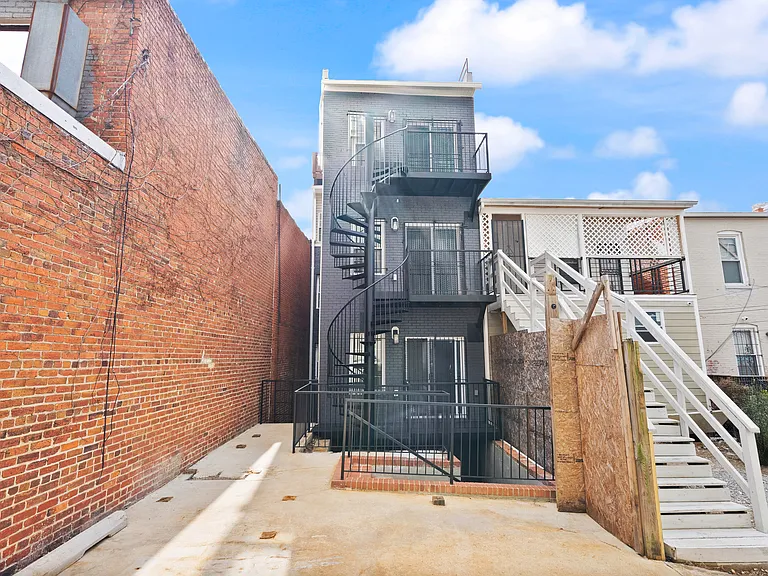 1138 Florida Ave NE #2 — Photo 37