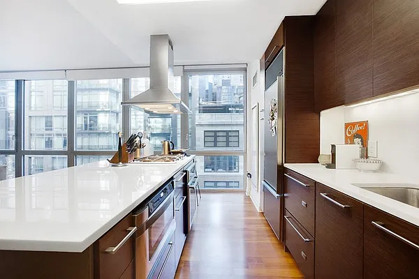 Rented by Arvik Group Real Estate | media 9