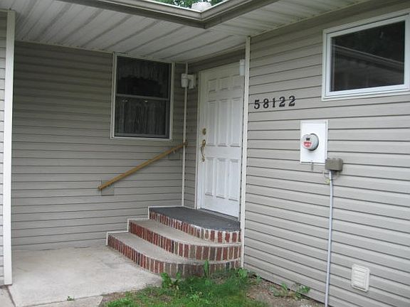 3rd image of 58122 Roys Ave