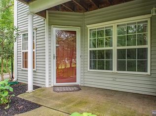 5216 Tudor Dr #5216, Pompton Plains, NJ 07444