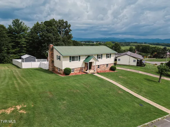450 Sioux Trl, Greeneville, TN 37743