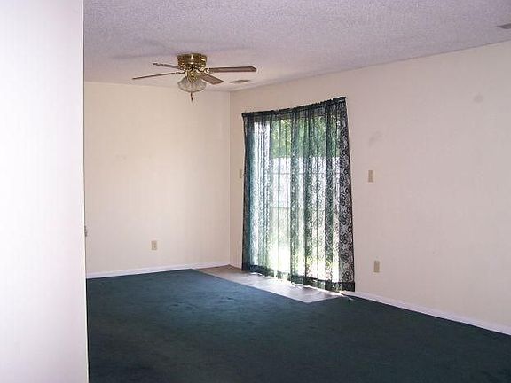 2nd image of 3110 Belmont Ct
