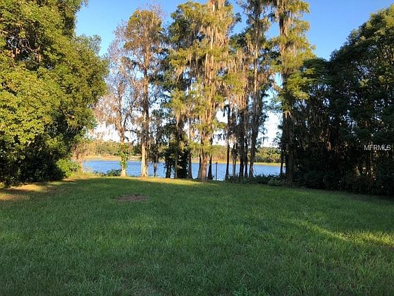 3rd image of 9833 Lake Georgia Dr