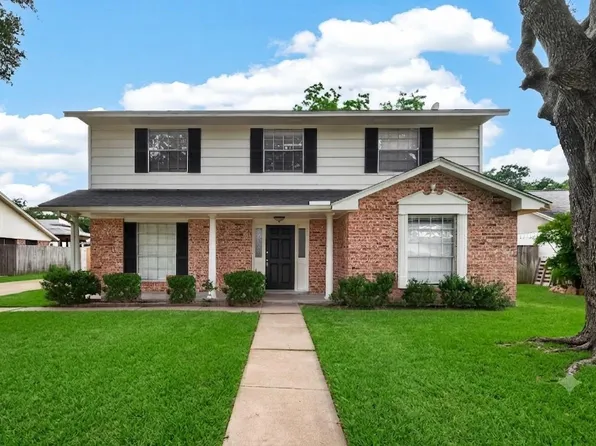 618 Park Grove Ln, Katy, TX 77450