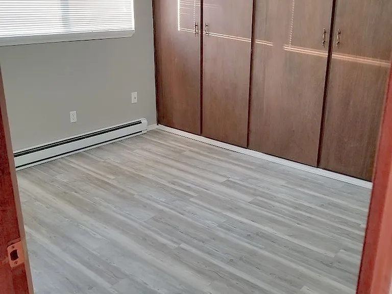 West Slope Apartments — Photo 33