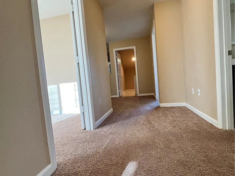 8237 Golden Flowers St — Photo 34