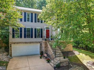 4691 Pearson Dr, Woodbridge, VA 22193