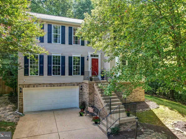 4691 Pearson Dr, Woodbridge, VA 22193
