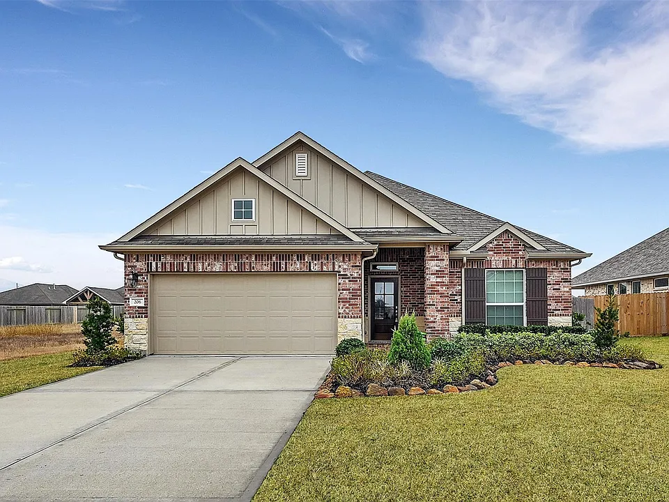 206 Brazos Dr