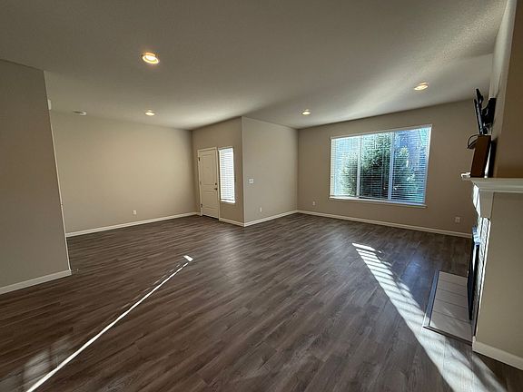 5th image of 5128 SE Redberry Pl