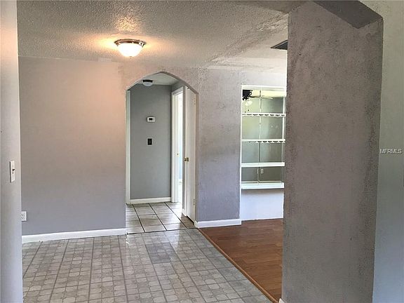 4th image of 4131 41st Ave N